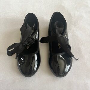 Dance Class Black Patent Leather Tap Shoes